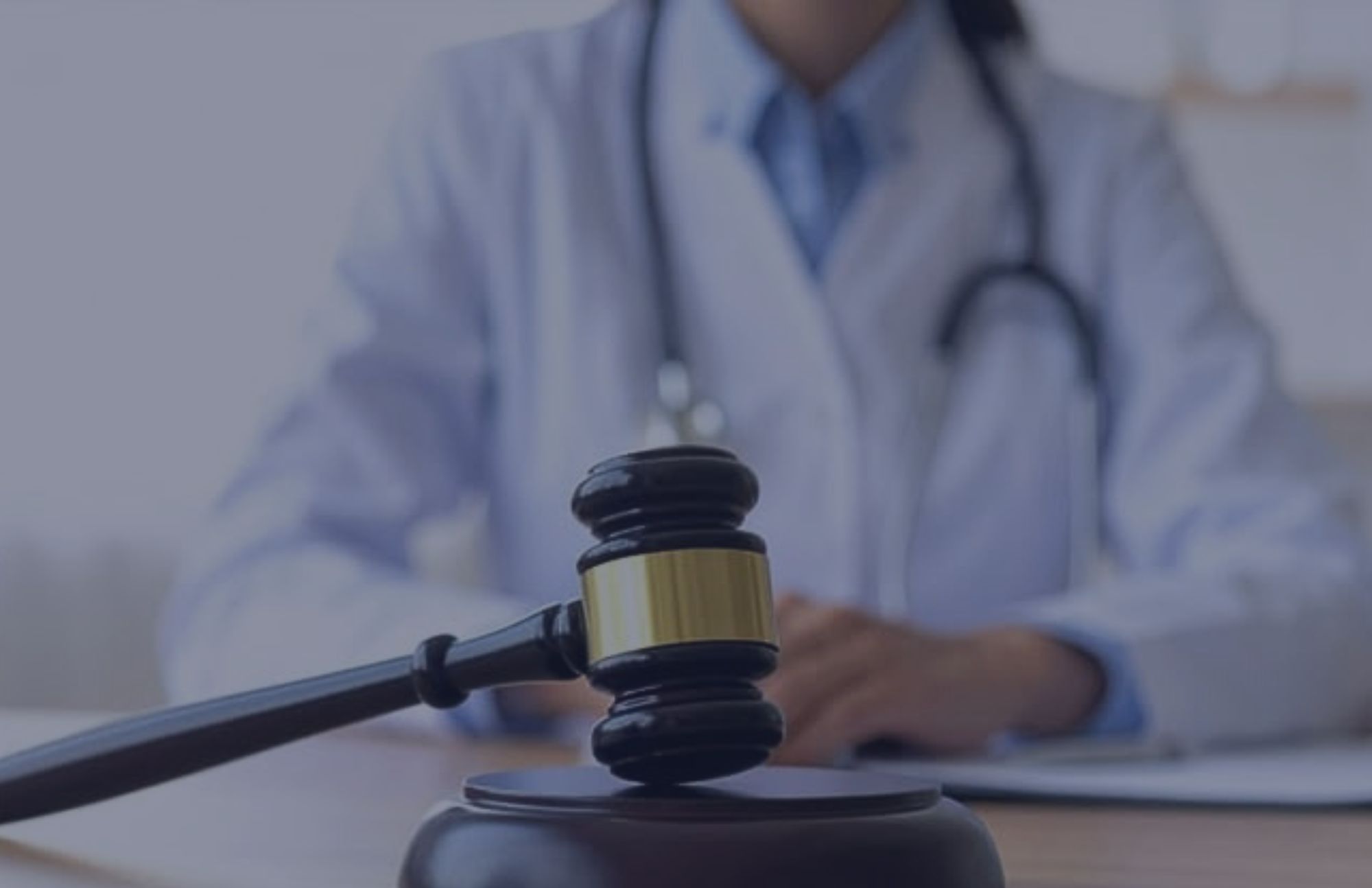RESENHA HISTÓRICA DA RESPONSABILIDADE PENAL DO MÉDICO